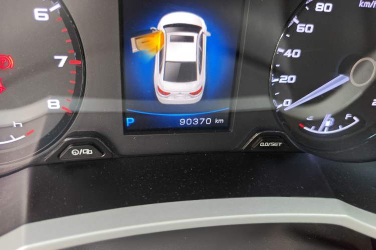 Used Geely Auto Emgrand GL 2019 1.4T CVT Elite Smart Edition Odometer Close Up