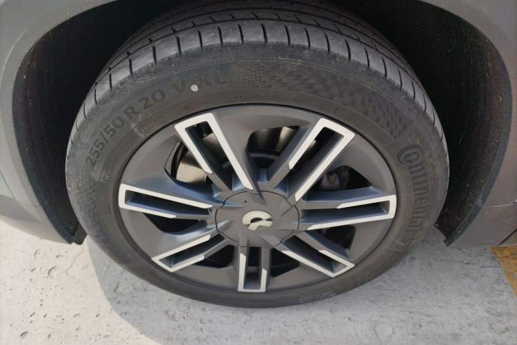 Used Nio ES6 2020 600 km Sport Edition Left Front Wheel Hub