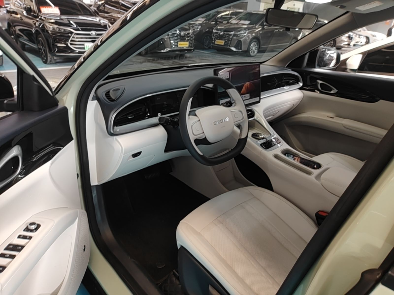 Geely Galaxy Geome 2025 310km Dream Edition — снимка 17