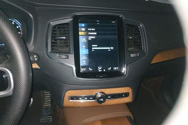 Used Volvo XC90 2021 B5 SmartDrive Luxury Edition 5-seater