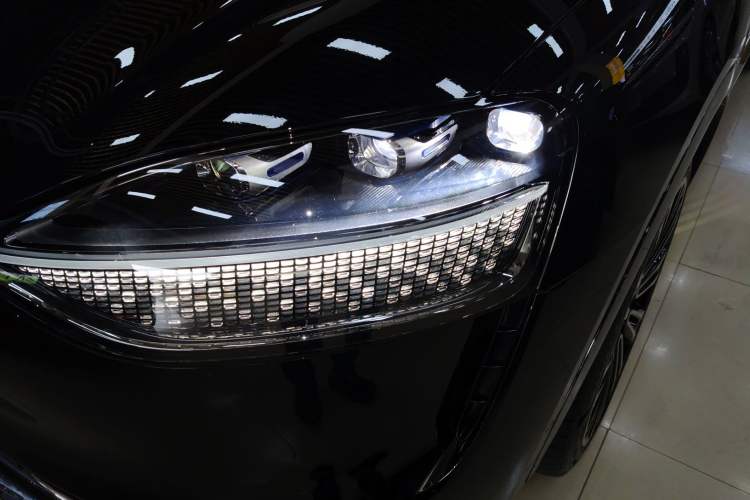 Used Hima AITO M9 2024 Range-Extended Ultra Version 52 kWh 6-Seater Model Left Front Headlight