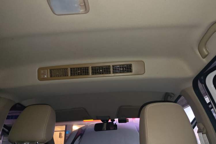 Used Wuling Hongguang 2019 1.5L S Comfort Edition China VI LAR