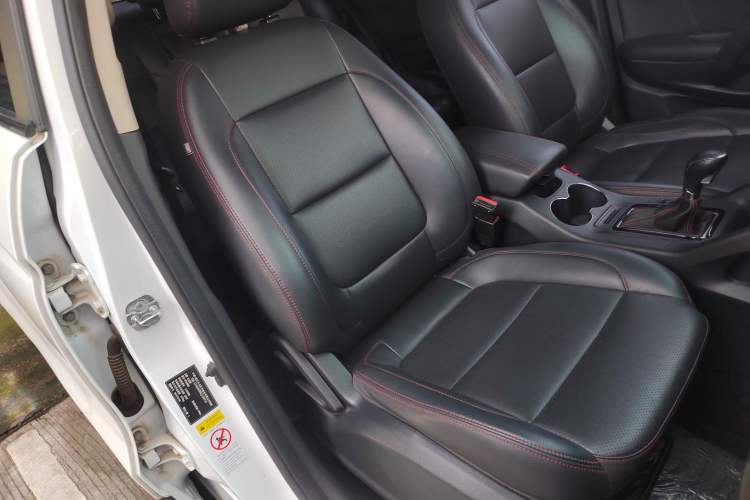 Used Changan CS75 2016 1.8T Automatic Elite Model China V Standard