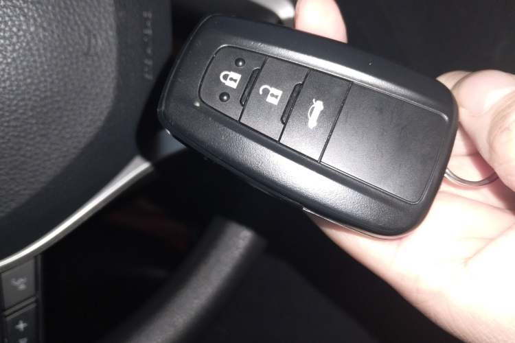 Used Toyota Corolla 2021 Dual-Motor 1.8L E-CVT Elite Edition
