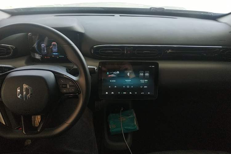 Used Leapmotor T03 2021 400 Comfort Edition Center Console