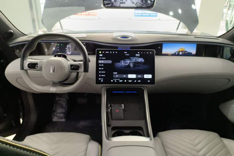 Used Avatr 11 2023 Harmony 116° Four-Wheel Drive Version
