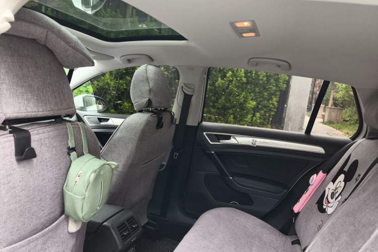 Used Volkswagen Golf 2019 280TSI DSG Comfort Version China VI Standard Headliner