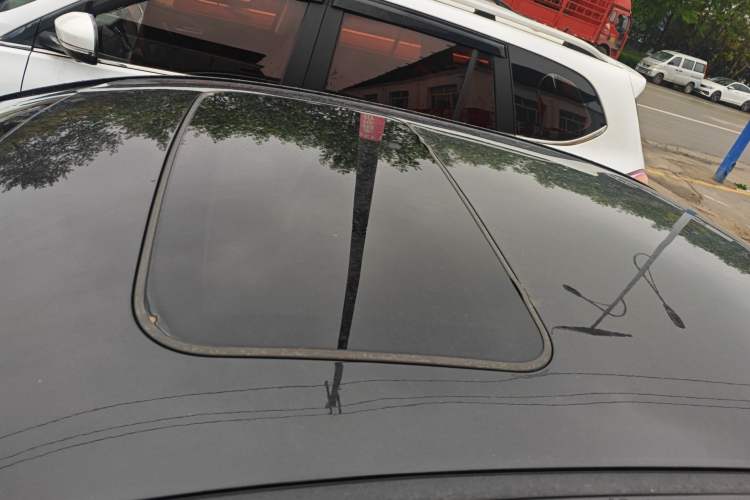 Used JAC Group Refine A60 2017 1.5 TGDI Automatic Luxury Model Roof