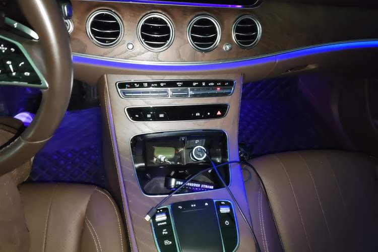 Used Mercedes-Benz E-Class New Energy 2023 E 350 e L Plug-in Hybrid Sedan Gear Lever