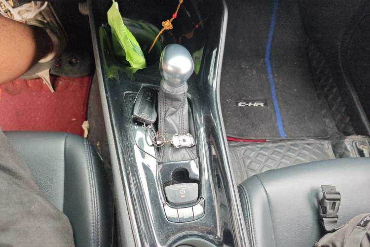 Used Toyota C-HR 2020 2.0L Leading Edition
