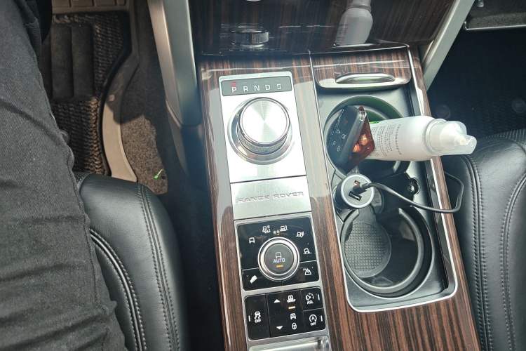 Used Land Rover Range Rover 2014 3.0 SC V6 Vogue