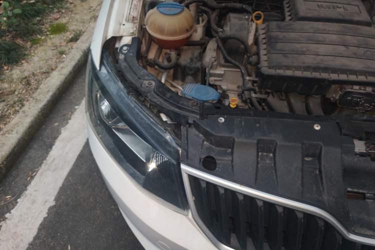 Used Skoda Fabia 2017 1.4L Automatic Car Enjoy Edition