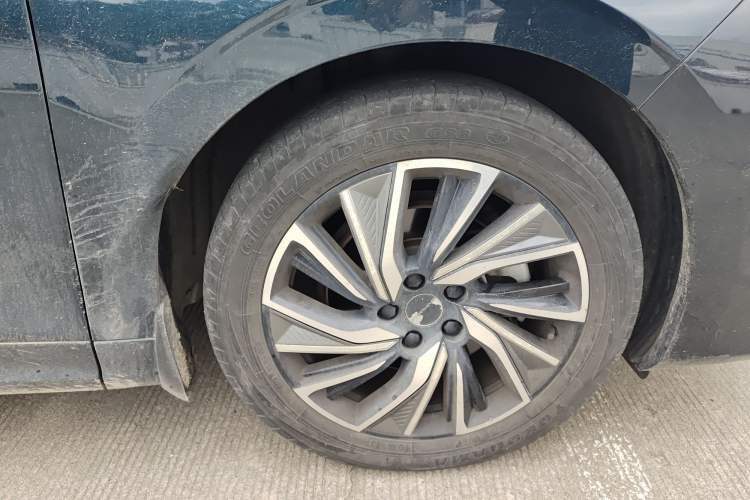 Used FORTHING Yacht 2022 1.5T DCT Chasing-the-Waves Edition
