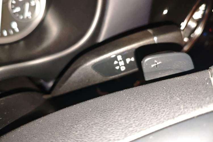 Used Mercedes-Benz Vito 2021 2.0T Elite Version 7 Seats