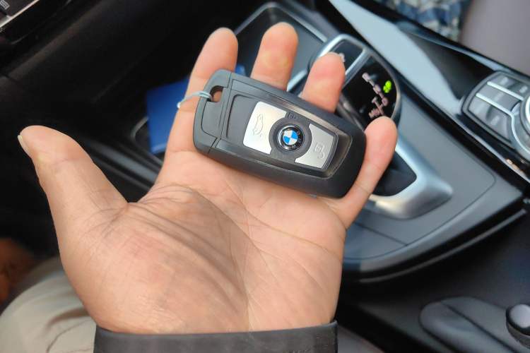 Used BMW 3 Series 2018 320Li Leading Model M Sport Package