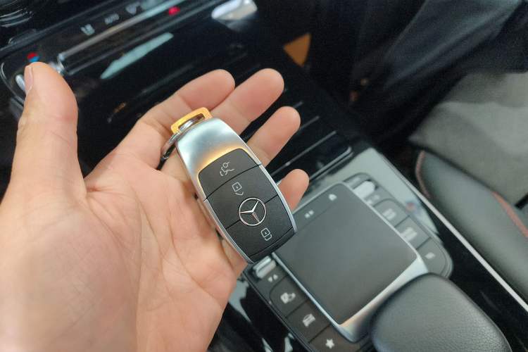 Used Mercedes-Benz A-Class 2023 A 200 L Fashion Model Vehicle Key