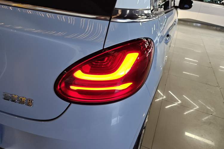 Used Wuling Bingo 2023 410 km Lingxi Deluxe Edition
