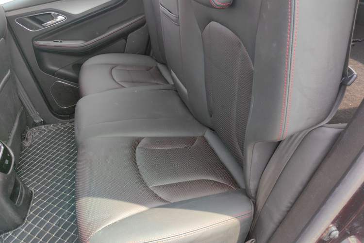 Used Baojun 560 2016 1.8L Manual Luxury Edition Left Rear Seat