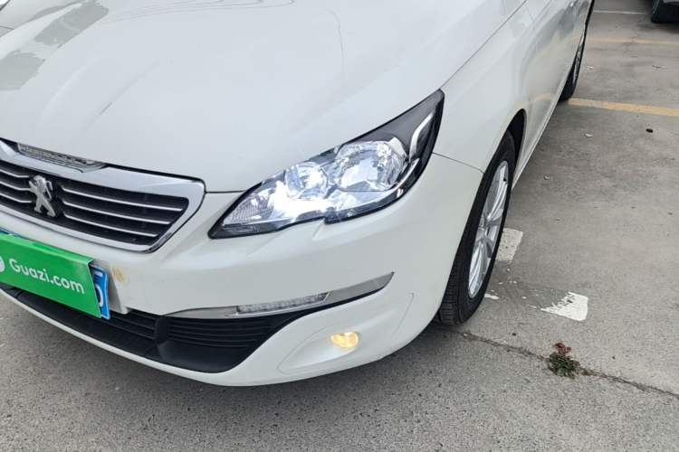 Used Peugeot 308S 2015 1.2T Automatic Jingchi Edition Left Front Headlight