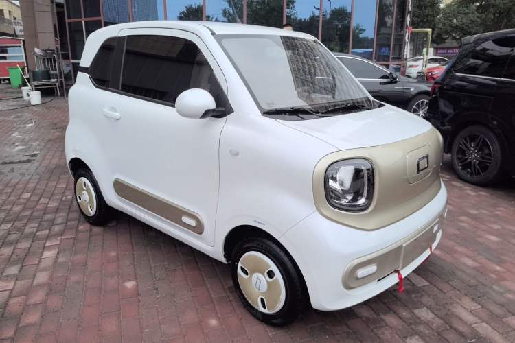 Used Bestune Pony 2026 Model 222km Shining Horse Front Right 45 Deg