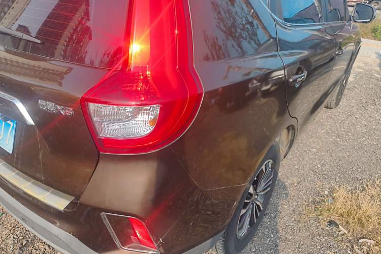 Used Geely Auto Vision X6 2016 1.8L Manual Luxury Model