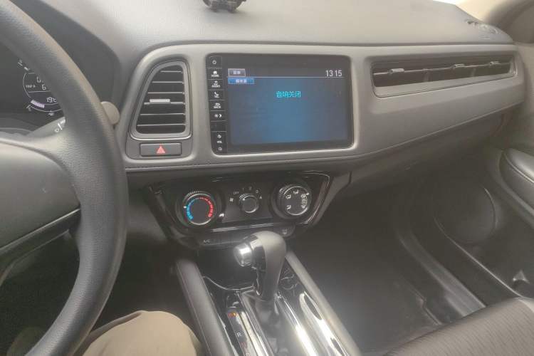 Used Honda Vezel 2019 1.5L CVT Pioneer Edition China V Audio And AC Panel