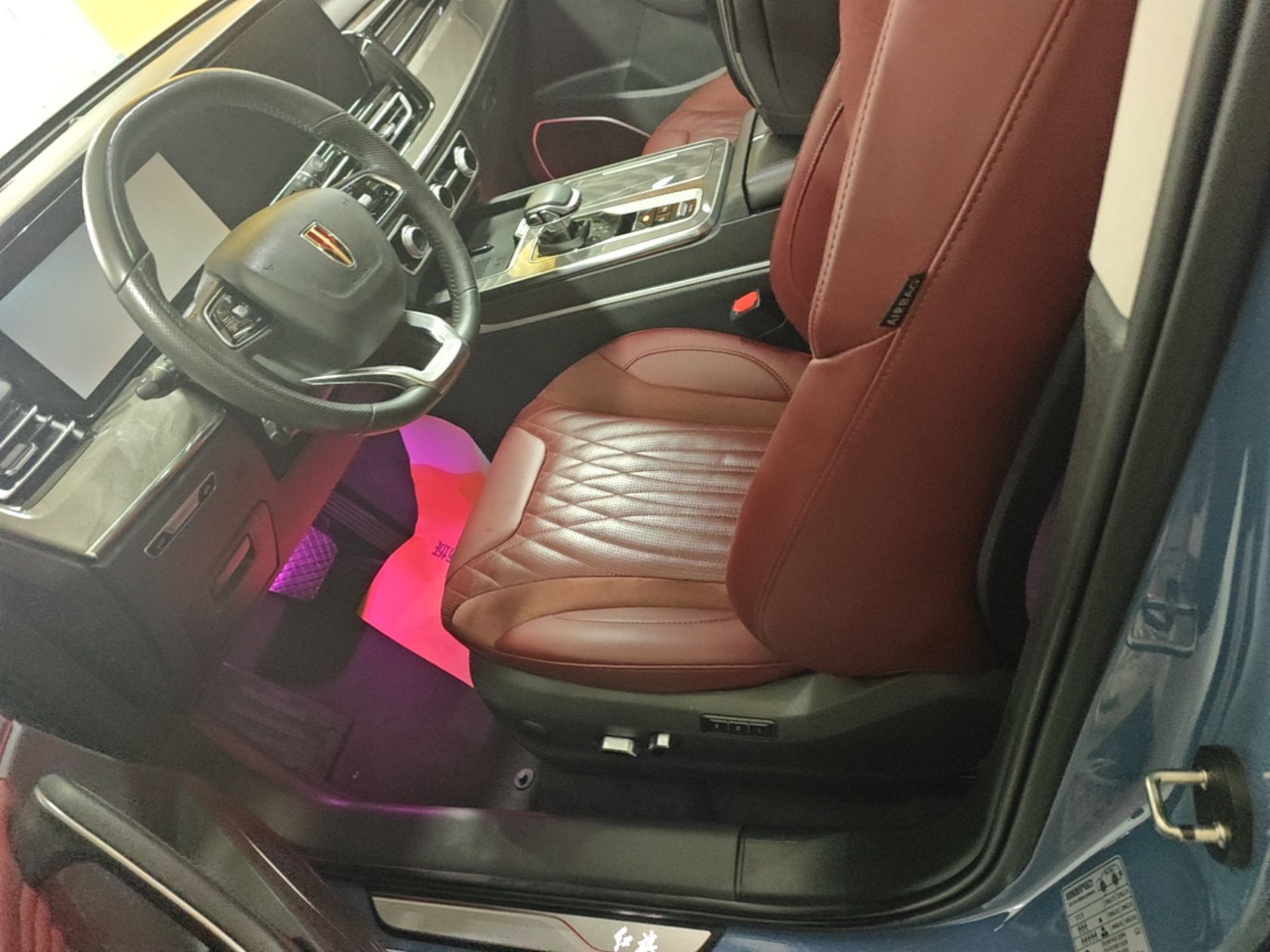 Hongqi HS5 2023 2.0T Four-Wheel Drive Flagship Pro Edition - Chinese Trim Ling — снимка 17