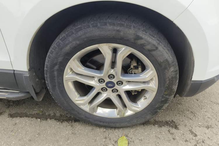 Used Ford Edge 2015 2.0T GTDi 4x4 High-Grade Model