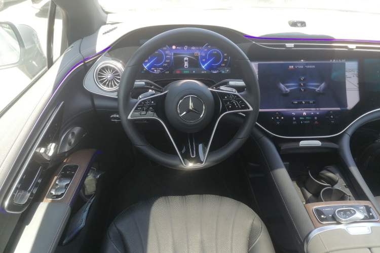 Used Mercedes-Benz EQS 2022 Updated Version 450+ Pioneer Edition Steering Wheel