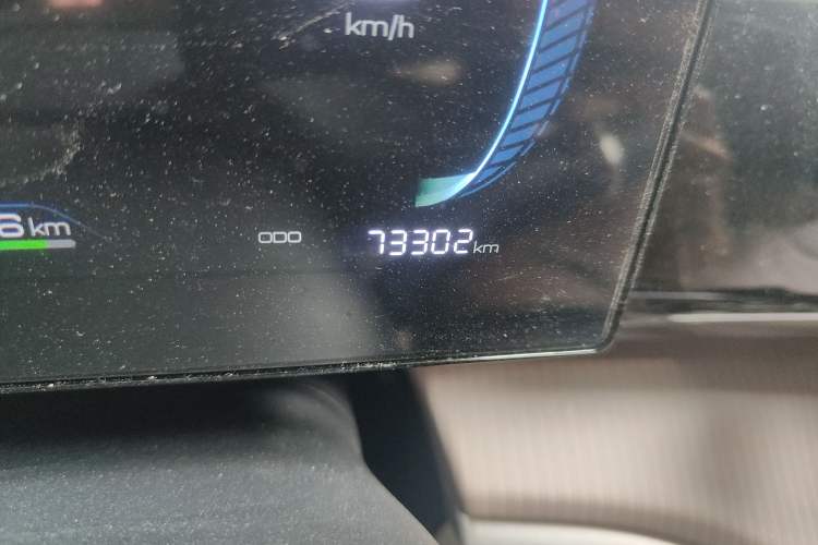 Used BYD Song Pro New Energy 2023 Champion Edition DM-i 71KM Navigation Model
