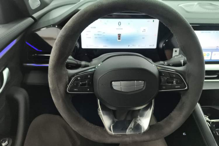 Used Geely Auto Monjaro L 2025 Dongfang Yao 2.0TD Automatic Lanxing Edition
