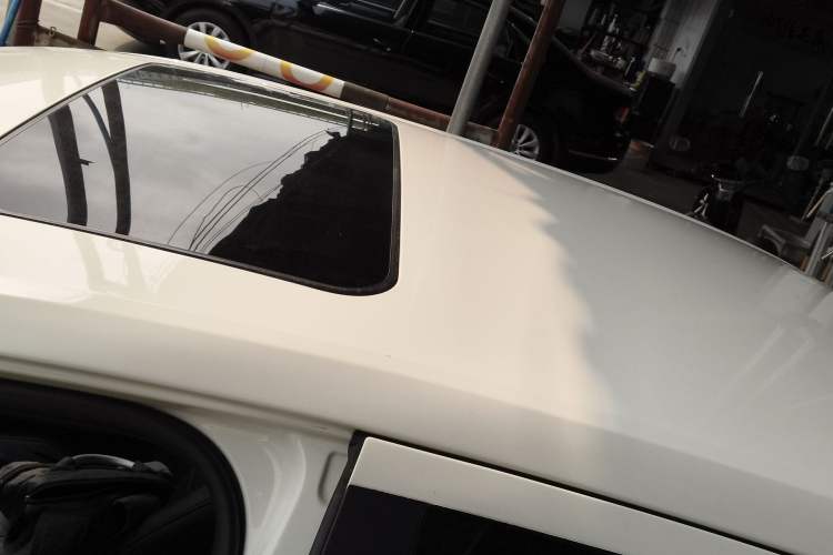 Used Volkswagen Lavida 2013 Revised Version 1.4 TSI DSG Comfort Edition Roof