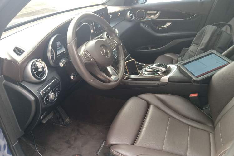 Used Mercedes-Benz GLC 2017 GLC 260 4MATIC Luxury Model Left Front Seat