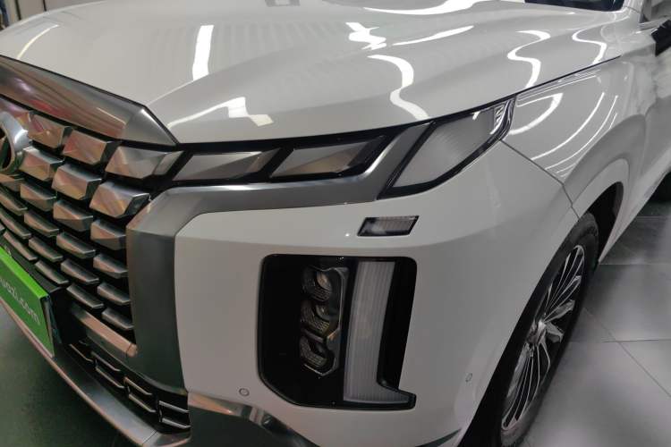 Used Hyundai Palisade 2023 3.5L Automatic All-Wheel Drive Calligraphy