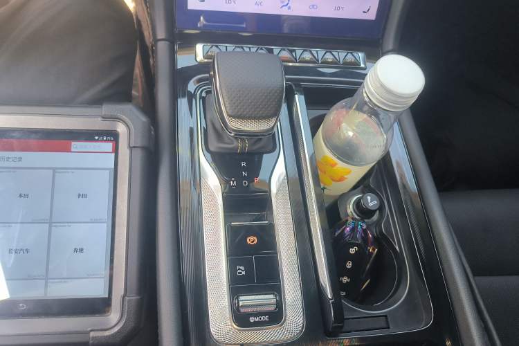 Used Hongqi H6 2023 2.0T ZhiShang Version