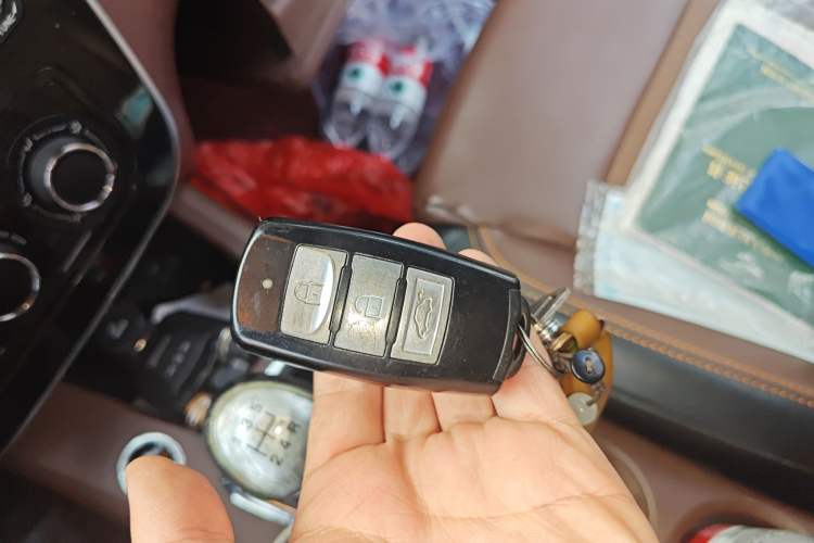 Used FORTHING Joyear X5 2016 1.6L Manual Luxury Model
