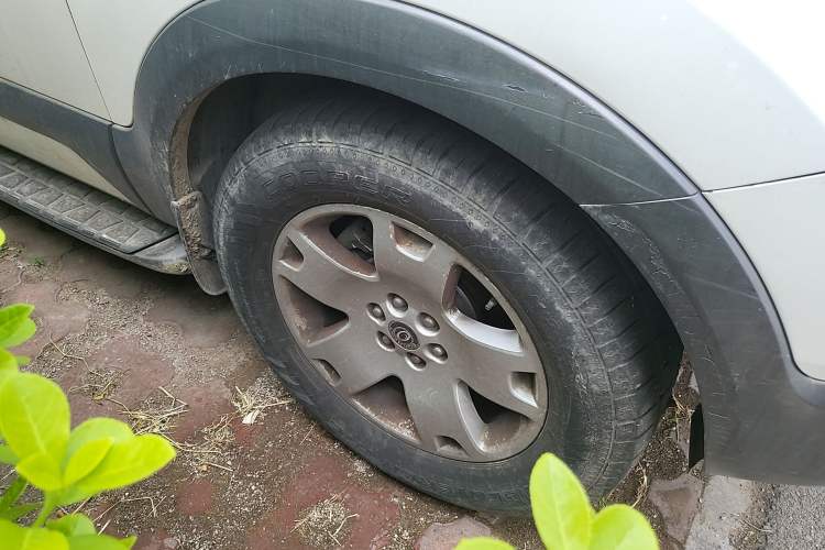 Used Kia Borrego 2013 3.8L Luxury Edition China V standard Right Front Wheel Hub