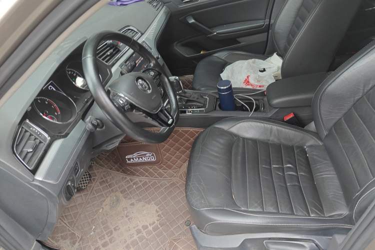 Used Volkswagen Lamando 2018 280TSI DSG Comfort Edition Left Front Seat