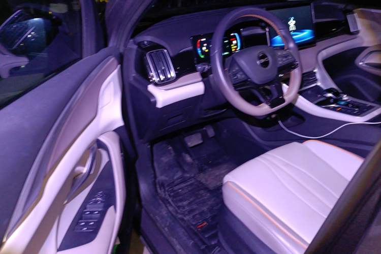 Used BYD Song Pro New Energy 2023 Champion Edition DM-i 71KM Beyond Model
