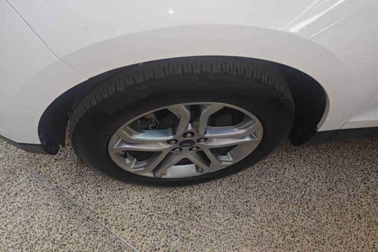 Used Ford Edge 2018 EcoBoost 245 Two-Wheel-Drive Titanium 7-Seater China V Standard