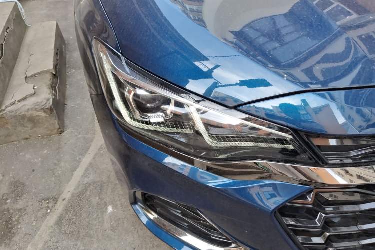 Used Chevrolet Monza 2020 Light Hybrid RS 330T Automatic Comfort Edition

