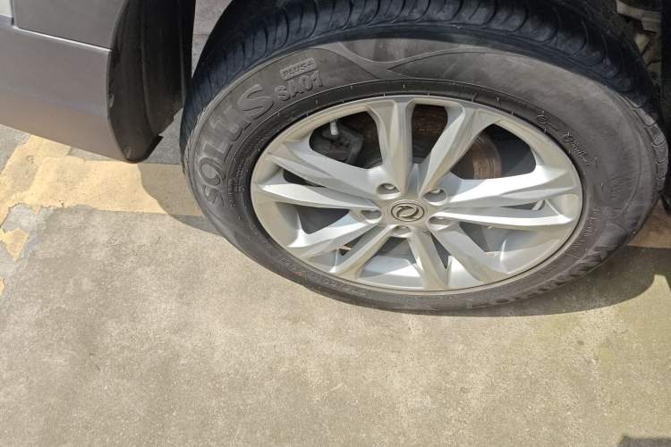 Used Dongfeng Fengon S560 2021 Revised 1.5T CVT Elite Version Right Rear Wheel Hub