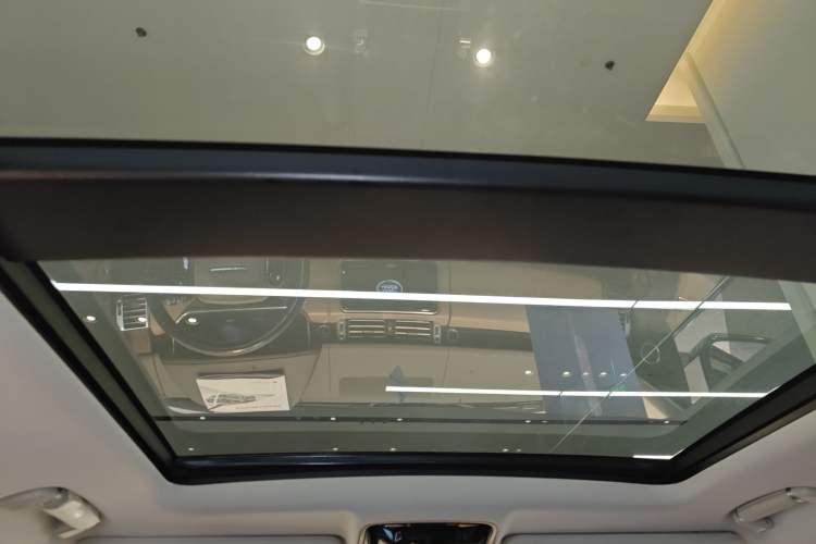 Used Land Rover Range  Headliner