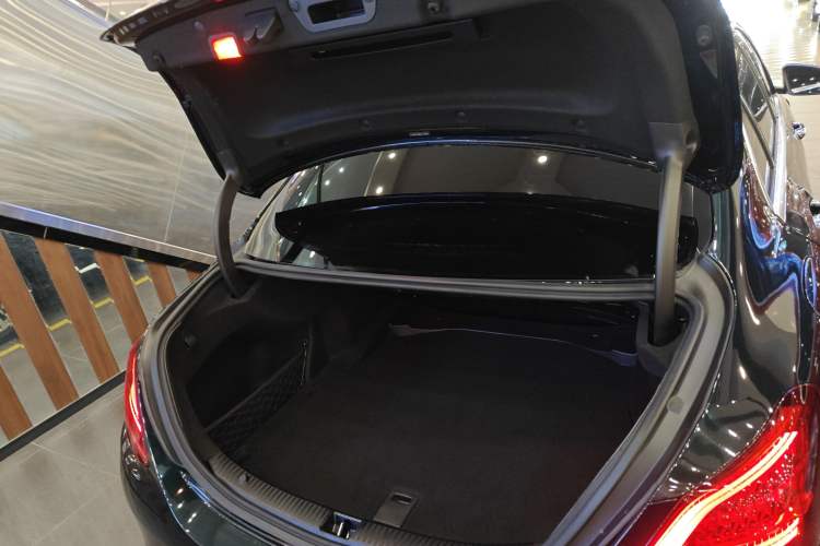 Used Mercedes-Benz C-Class 2020 C 200 L Fashion Edition Sport Version
