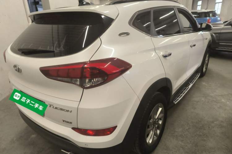 Used Hyundai Tucson 2018 1.6T Dual-Clutch Two-Wheel Drive 15th Anniversary Special Edition
