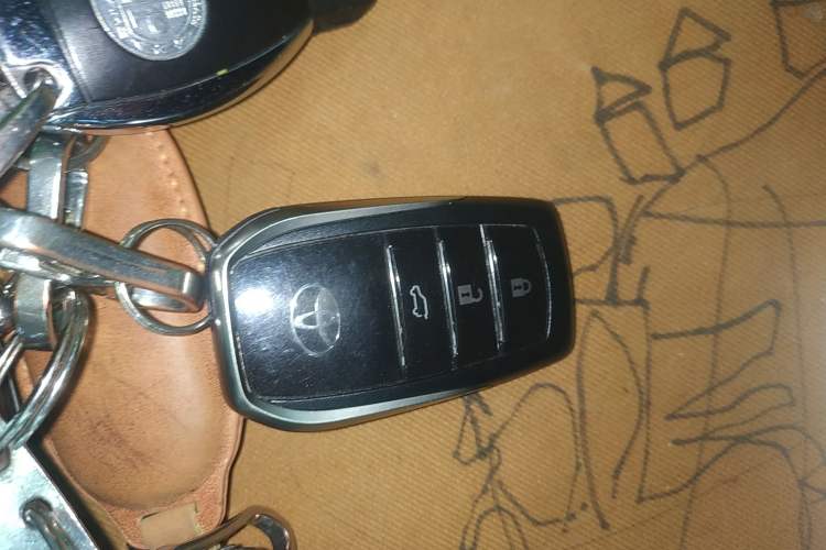 Used Toyota Prado 2016 3.5L Automatic TX-L NAVI