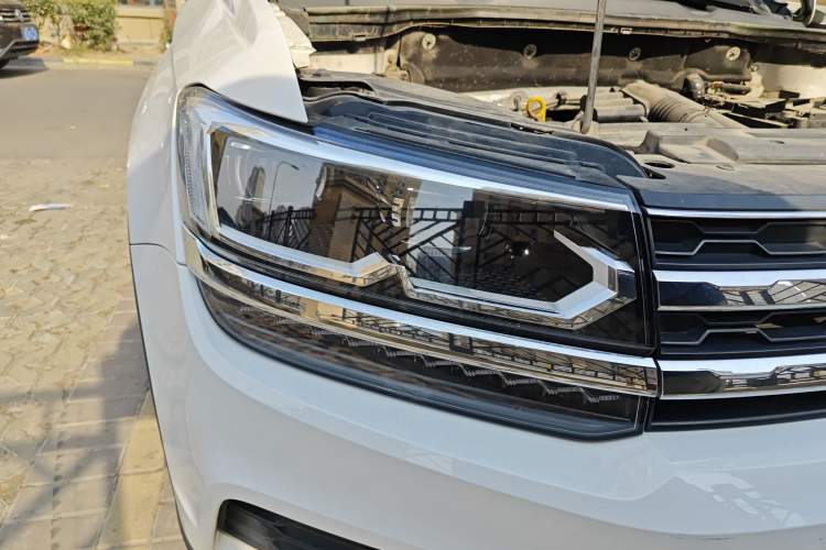 Used Volkswagen Tharu 2019 280TSI Two-Wheel Drive Luxury Version China VI Standard