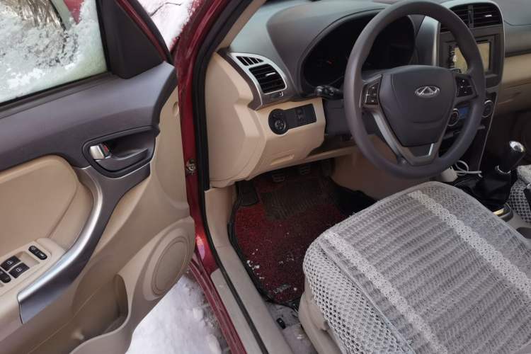 Used Chery Tiggo 3 2014 1.6L Manual Zhishang Edition