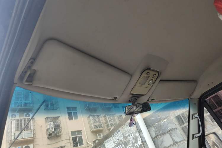 Used Iveco Power Daily 2013 2.8T-V36 Box Truck Headliner