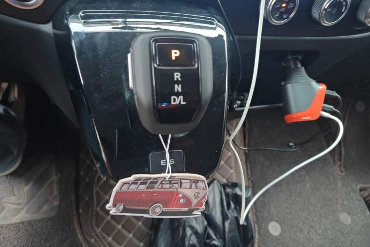 Used JMC Fushun 2025 2.0T 8AT Diesel Short-Wheelbase Garage-Version Commercial Multi-Purpose Passenger Vehicle with 5/6 Seats